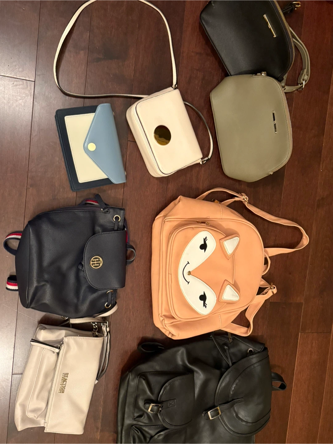 Women’s Assorted Handbags Bundle