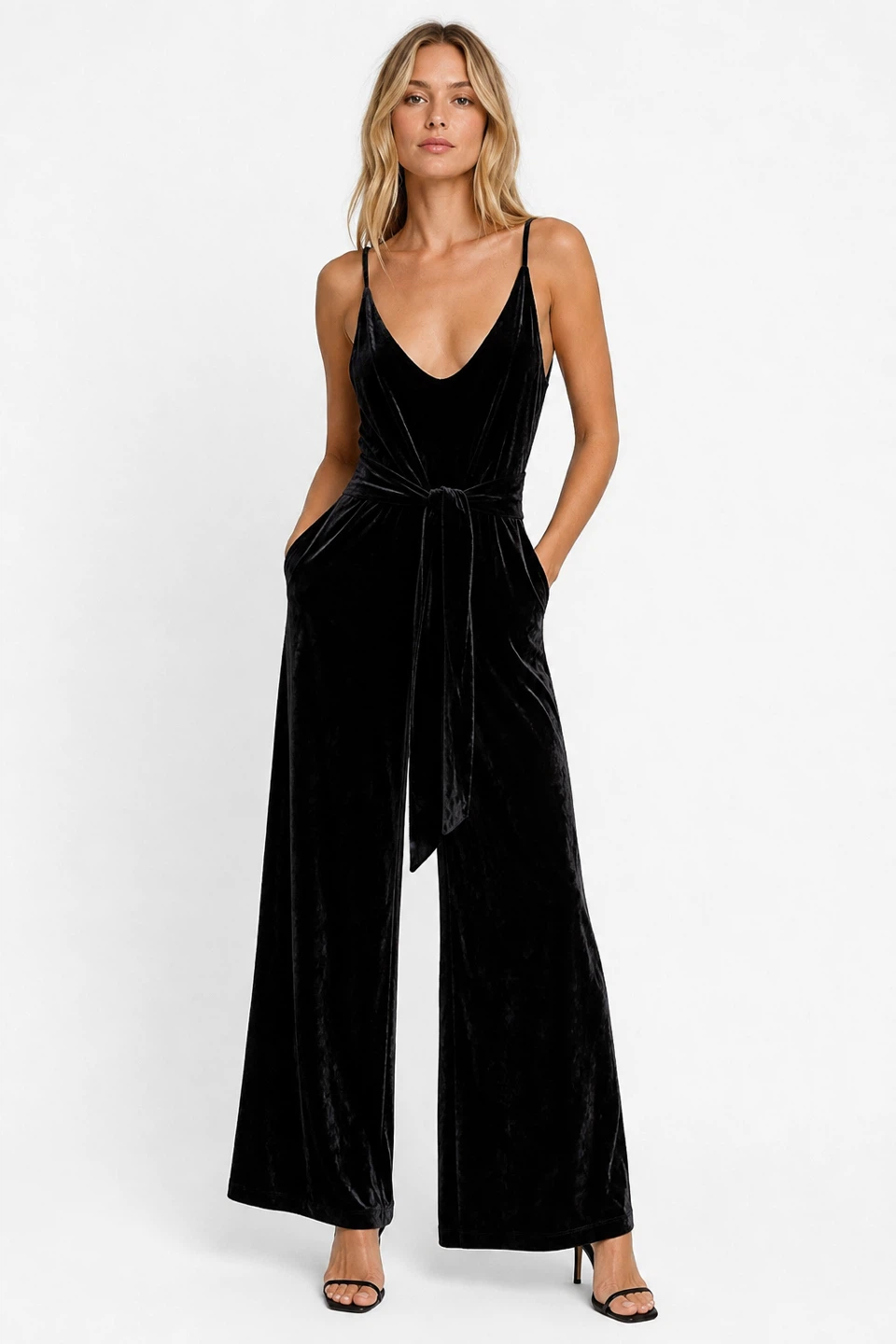 Frank + Oak Black Velvet jumper Size S