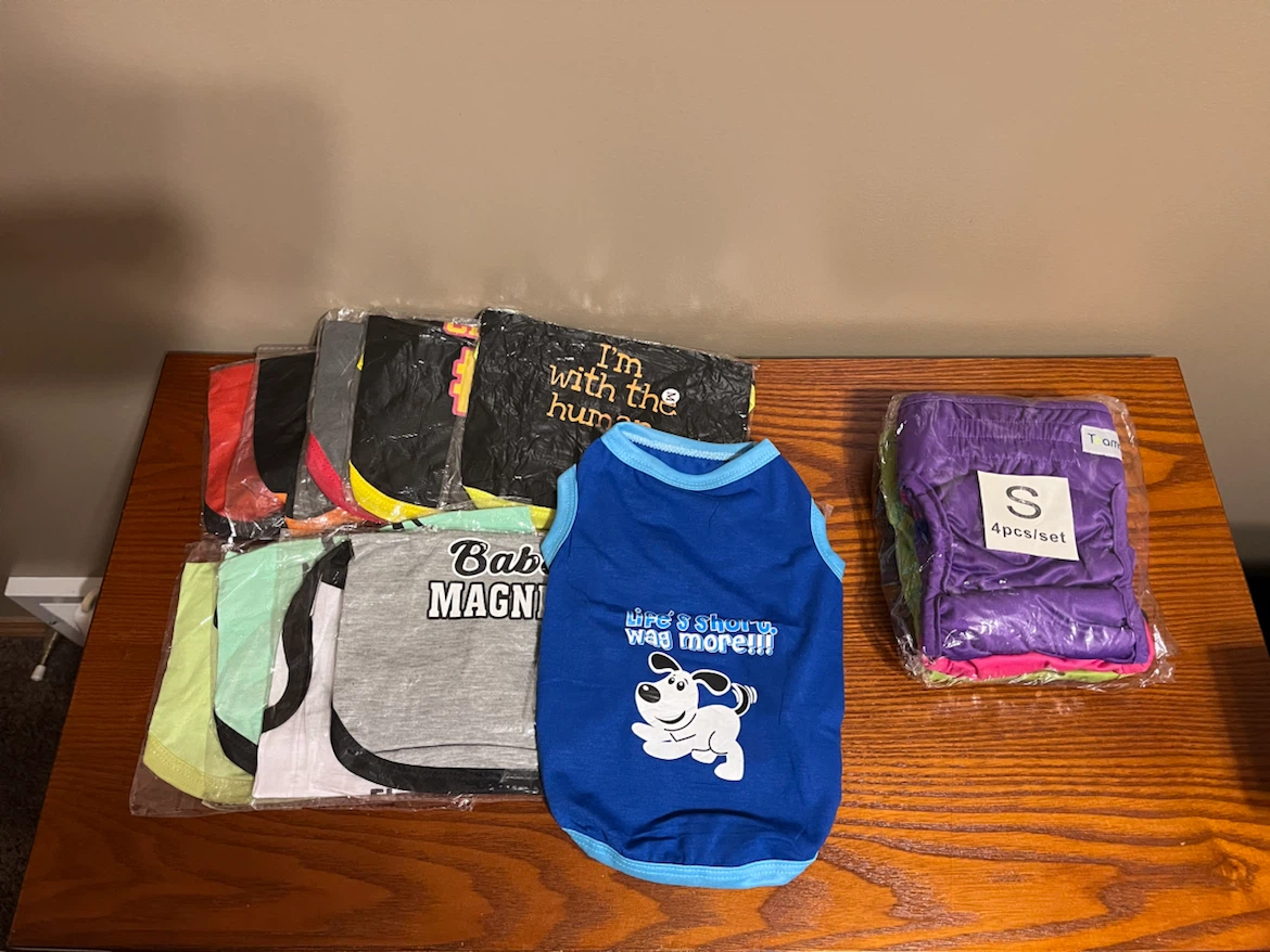 PET DIAPERS (S) & PET T-SHIRT BUNDLE (M)