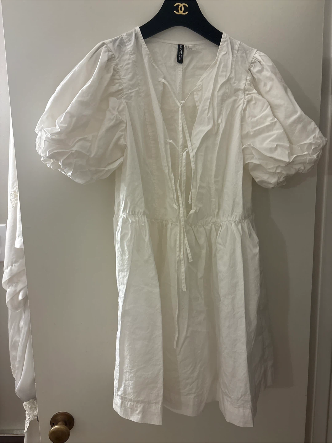 Divided by H&M White Puff Sleeve Tie Neck Dress - photo 4