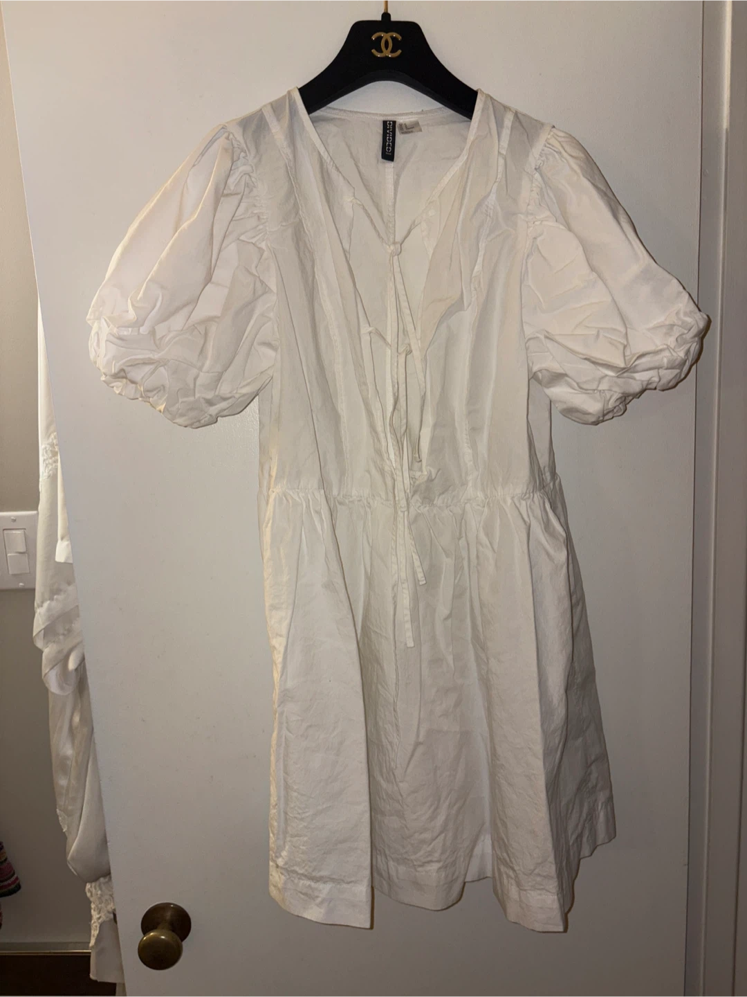Divided by H&M White Puff Sleeve Tie Neck Dress - photo 5