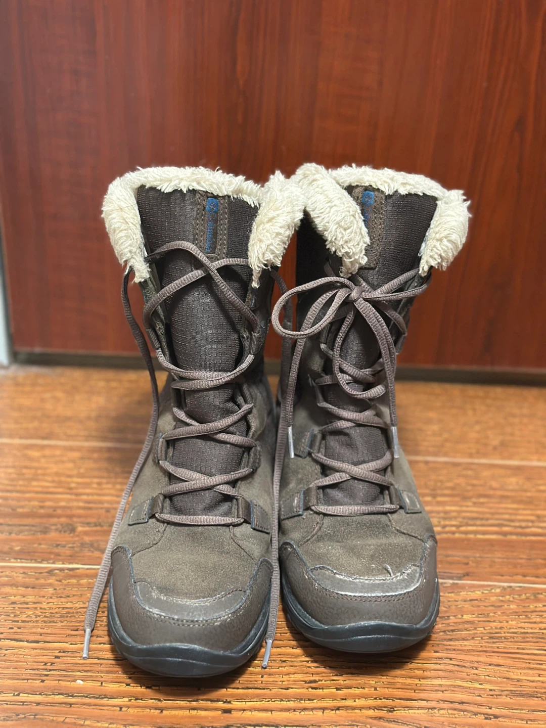 Columbia winter shoes