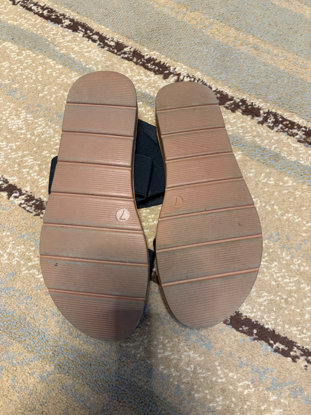 Steve Madden Black Elastic Strap Sandals - photo 2