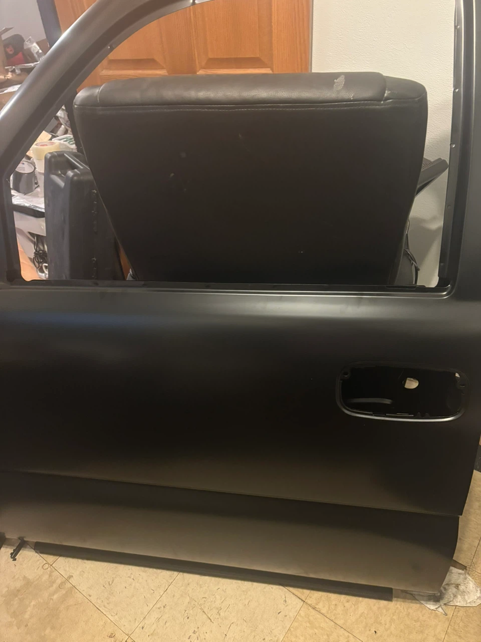 Silverado / sierra driver Door Shell 99-2002 - photo 3