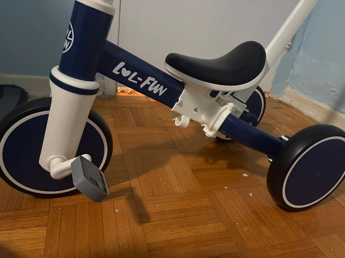 LOL-FUN Tricycle with Handle - photo 3