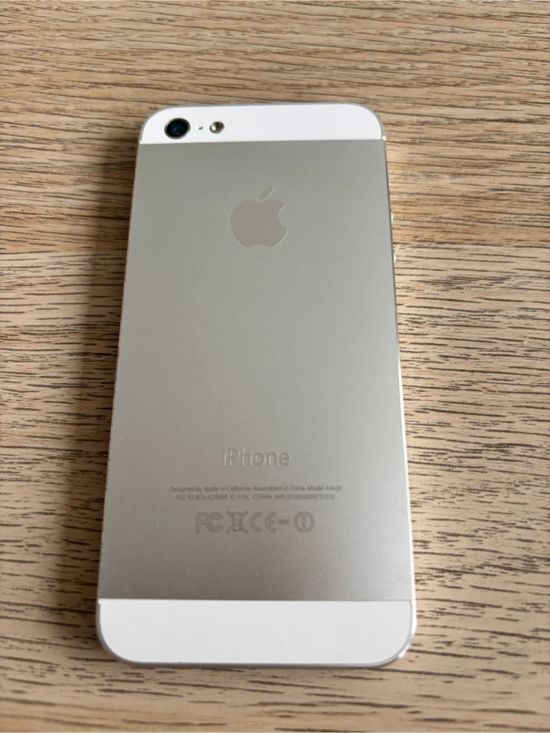 Apple iPhone 5s - Silver