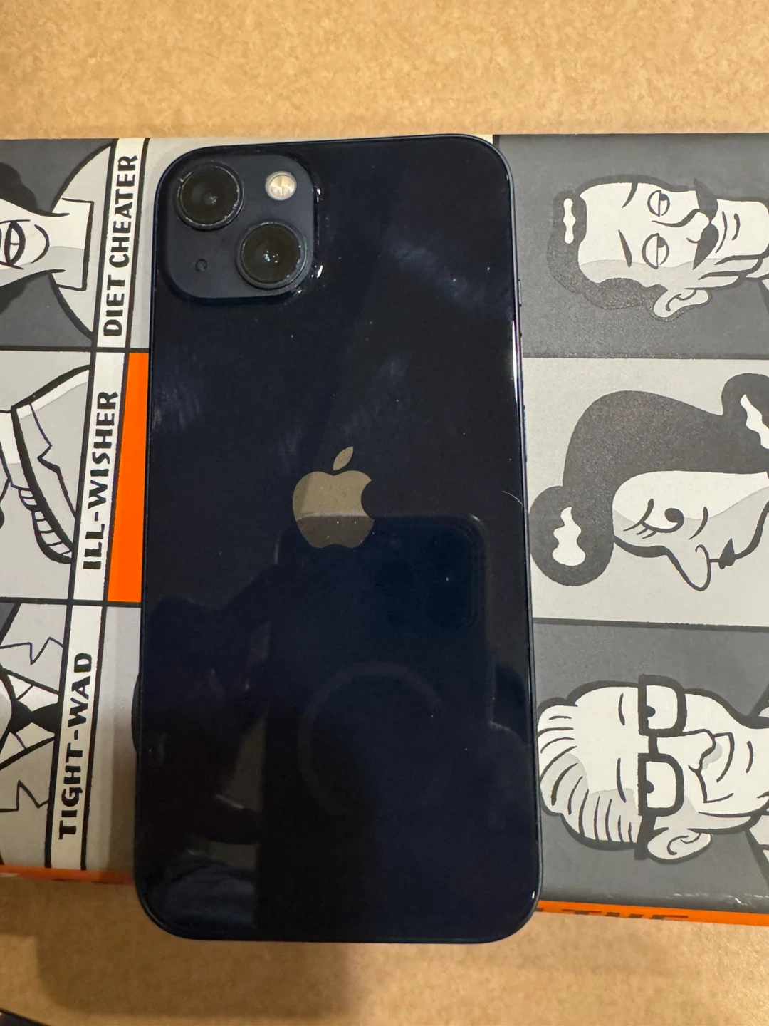 Apple iPhone 13