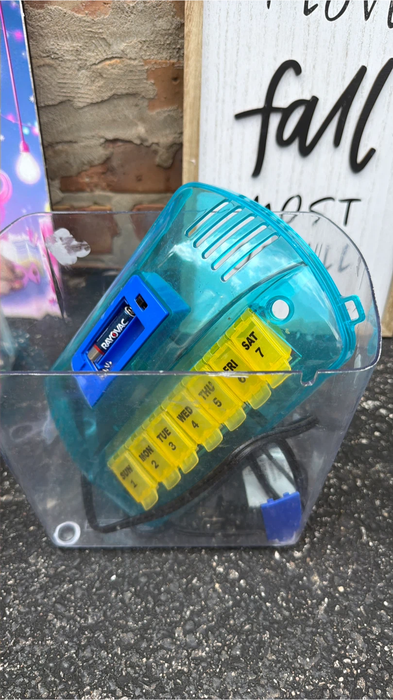 Small fish tank with weekly feeding schedule.