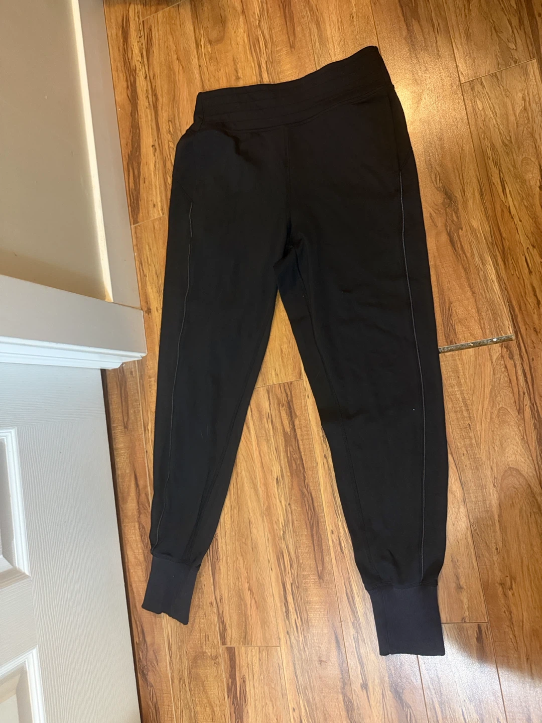 Lululemon Black Joggers Size 6 - photo 3
