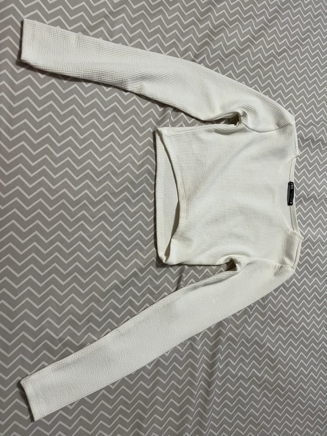 ZARA Textured Long Sleeve Crop Top White