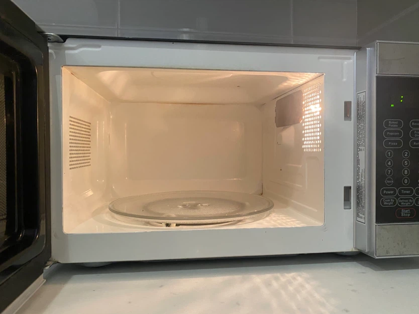Danby Microwave Oven - photo 2