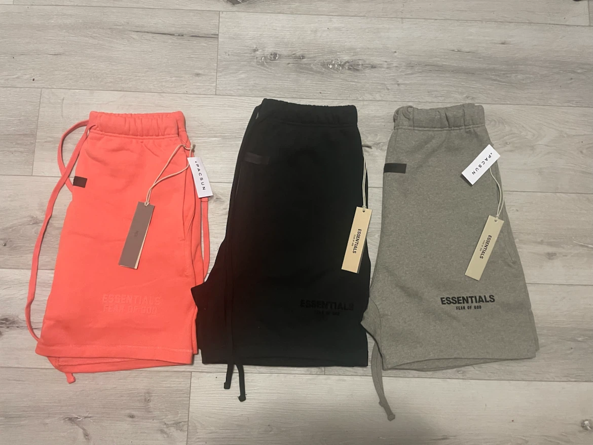 Essentials FOG SHORTS