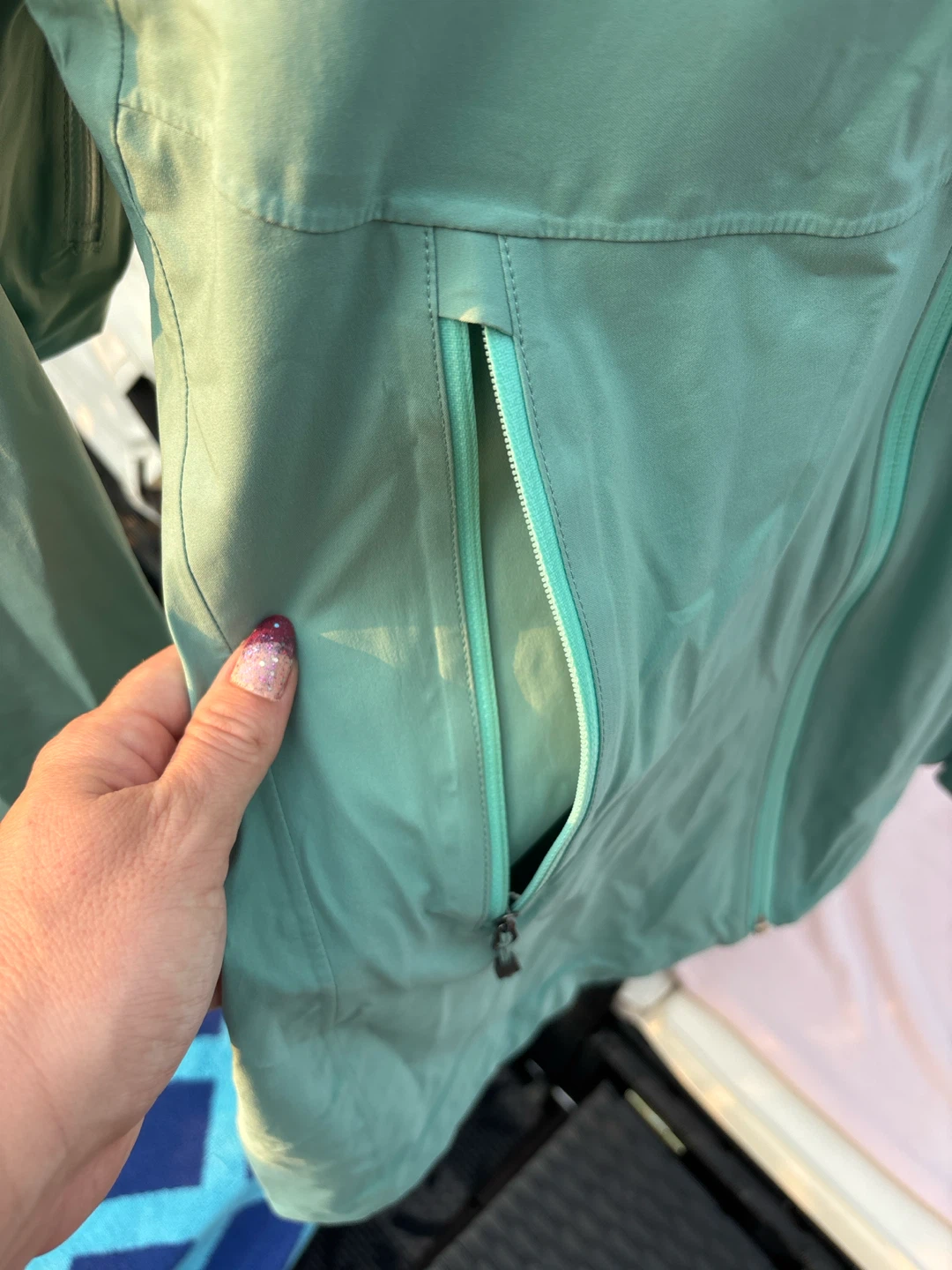 MEC Hooded Windbreaker Jacket - Women's Medium - photo 5