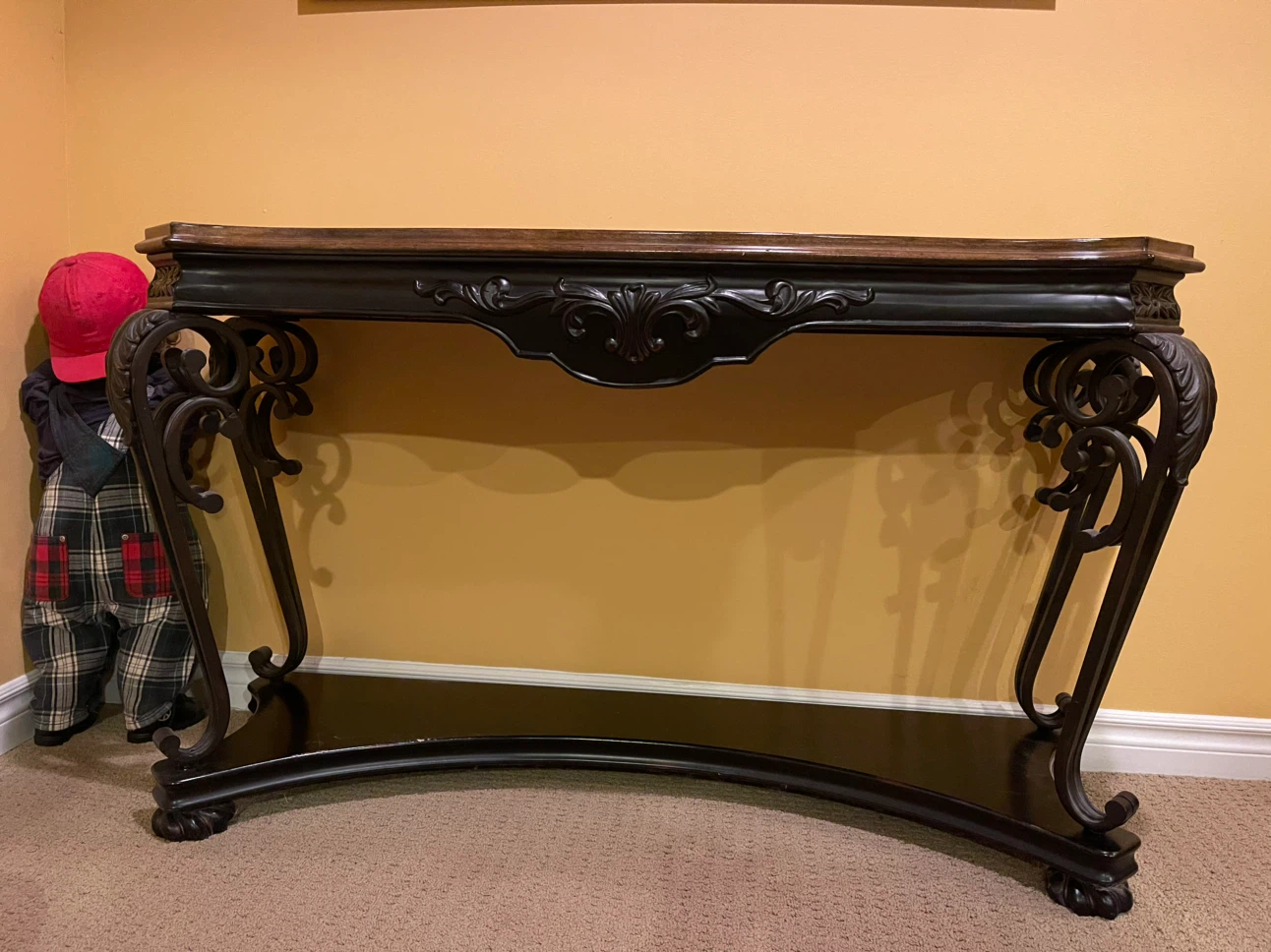 Console table - photo 2