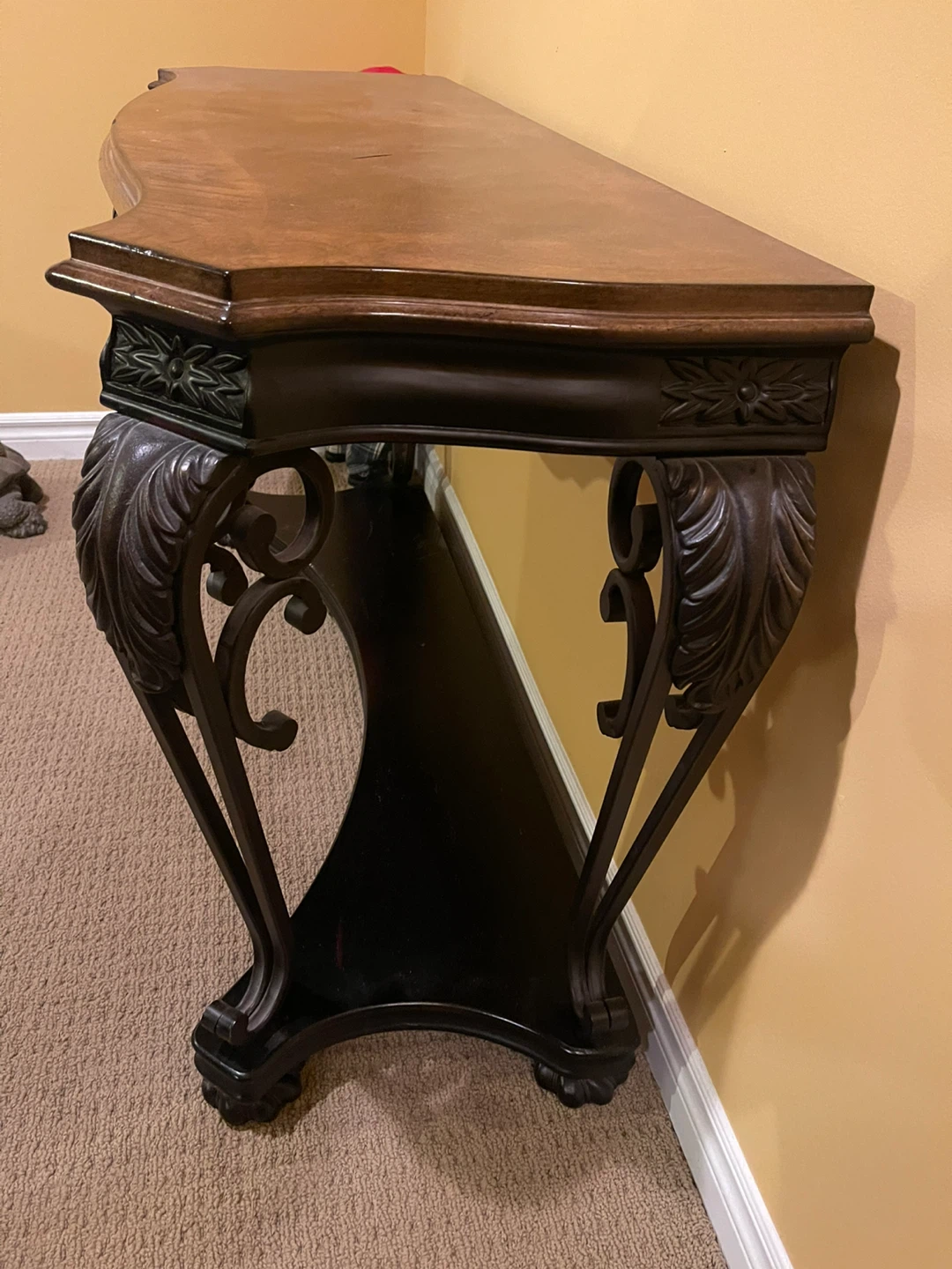 Console table - photo 5