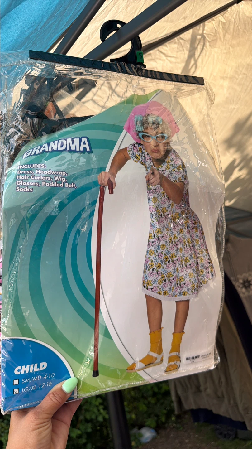 Child's Grandma Costume