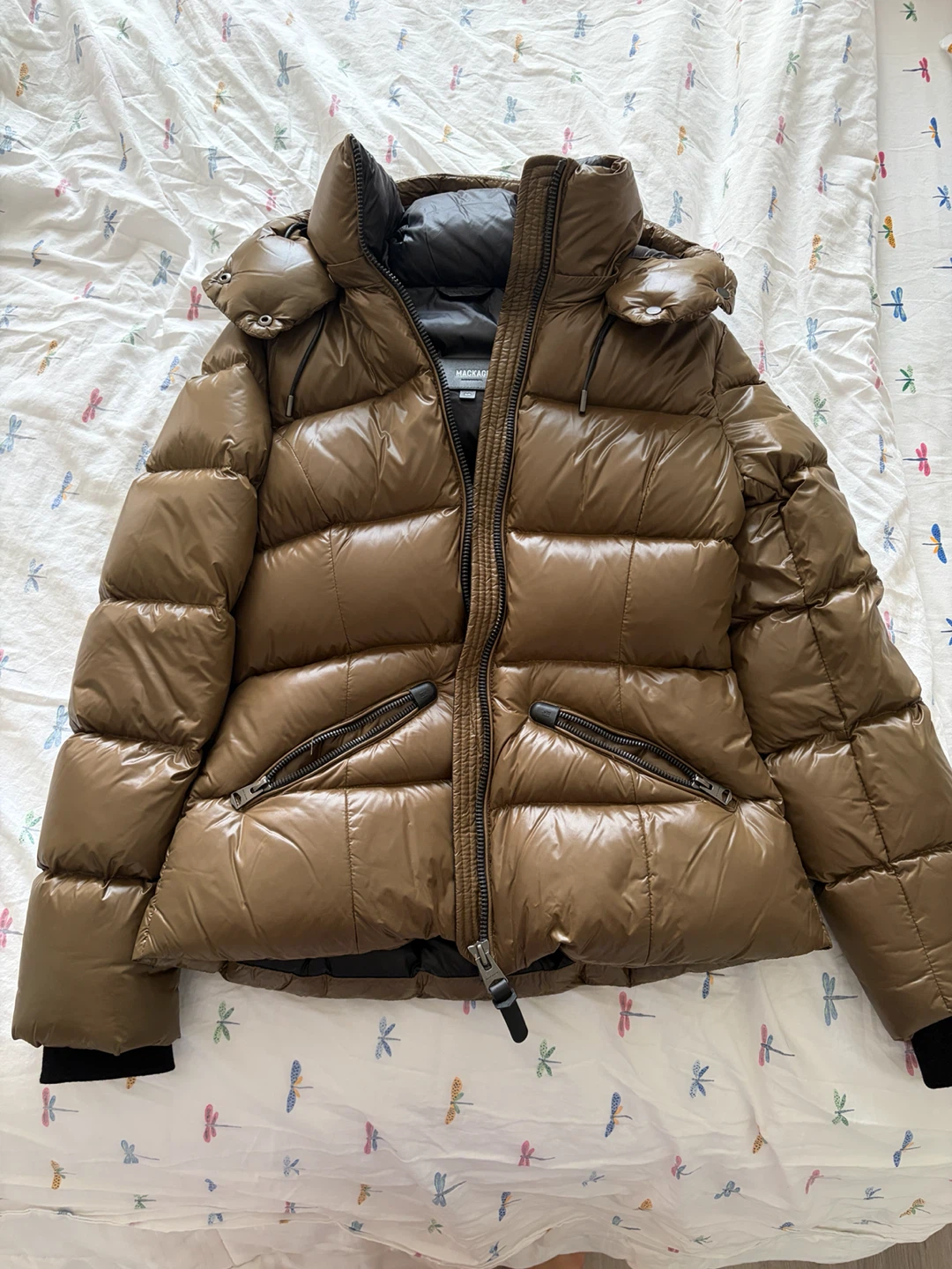 AUTHENTIC Mackage Madalyn Olive Green Light Down Puffer Jacket