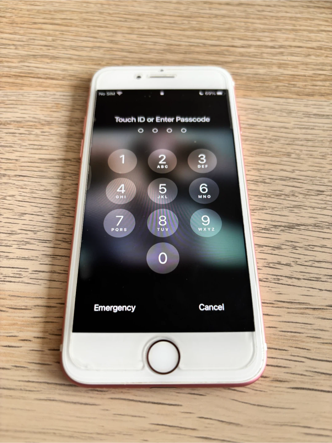 Rose Gold iPhone 7 - photo 3