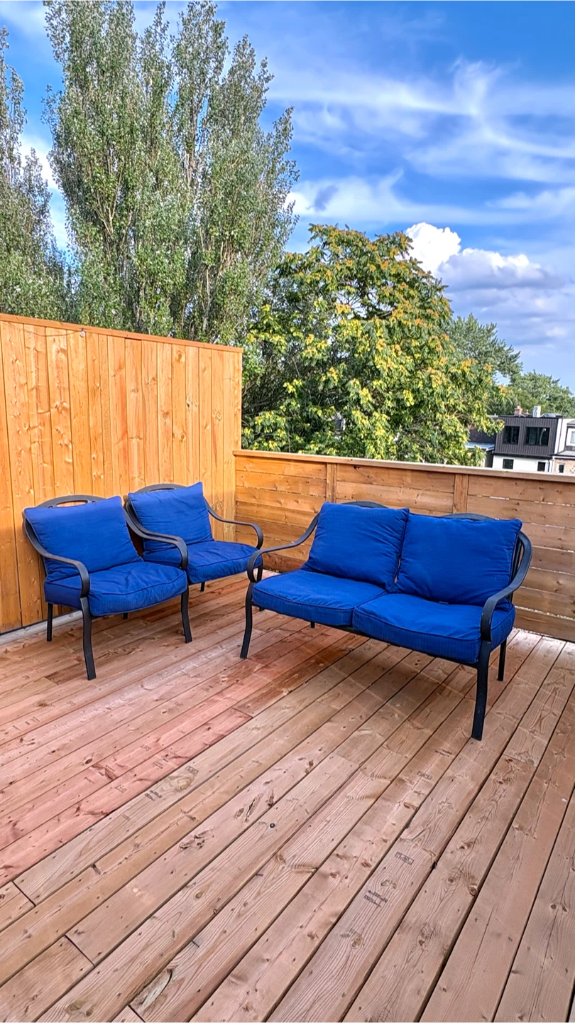 Patio set