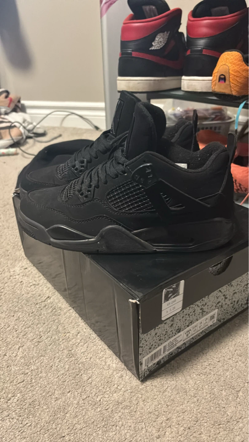 Air Jordan 4 Retro Black Cat - photo 2
