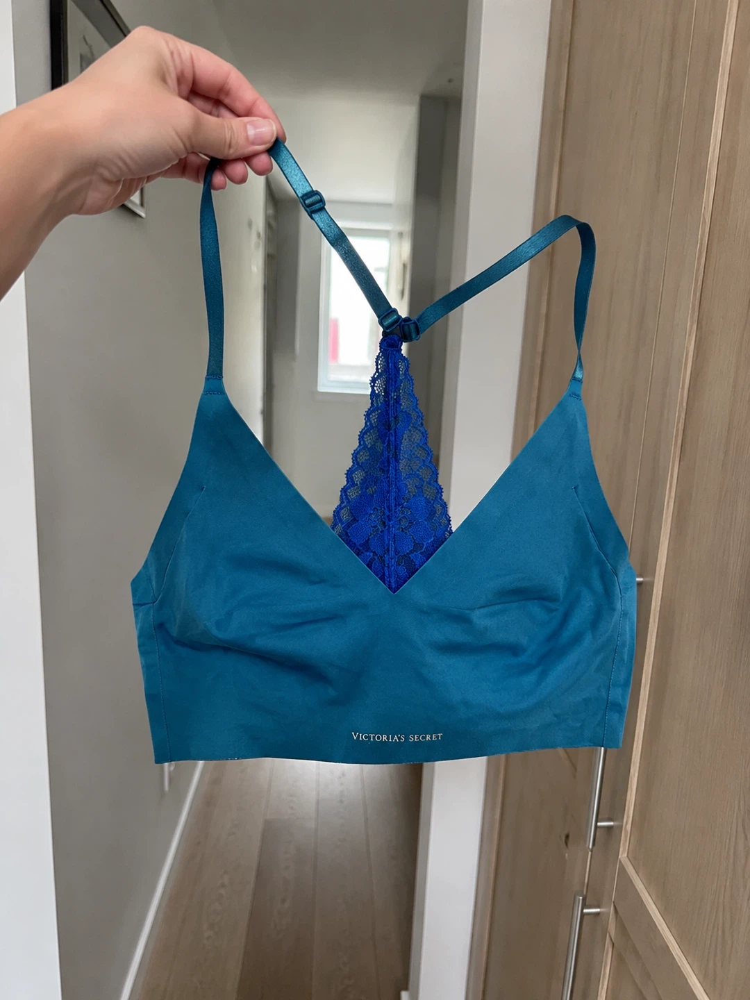 Victoria's Secret Teal Lace Bralette - photo 4