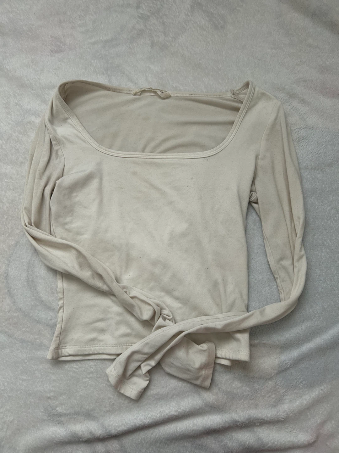 ⭐️ CREAM SQUARE NECK LONG-SLEEVE TOP ⭐️