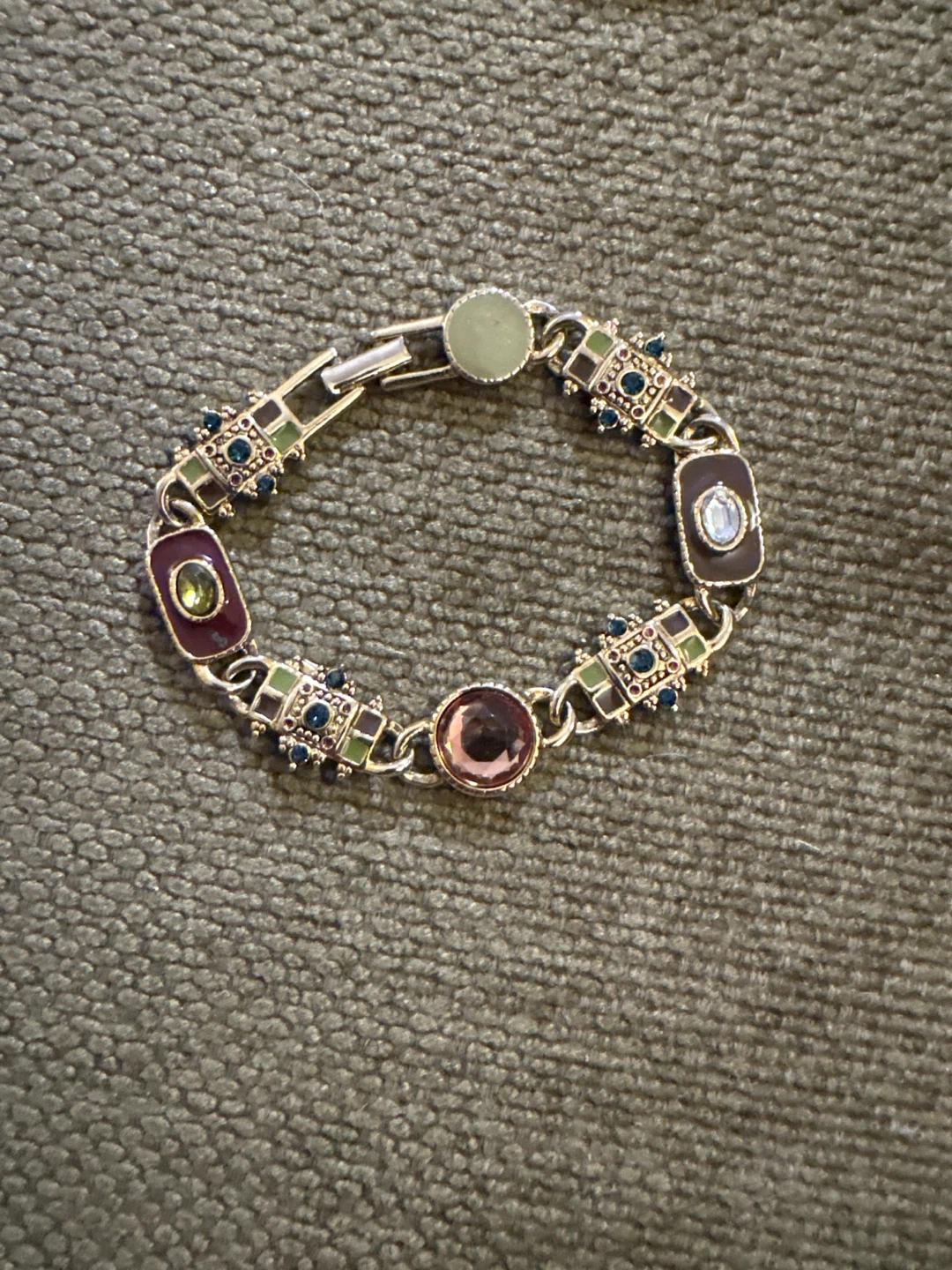 Liz Claiborne Gold-tone bracelet