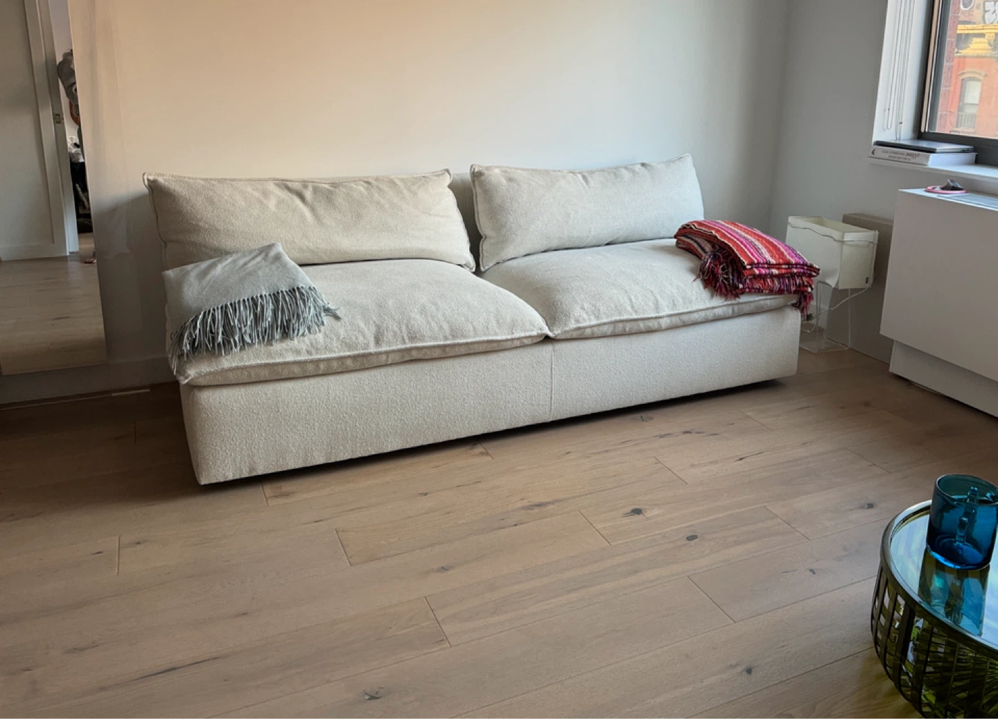 Light Grey/Off white Two-Seater Sofa - photo 3
