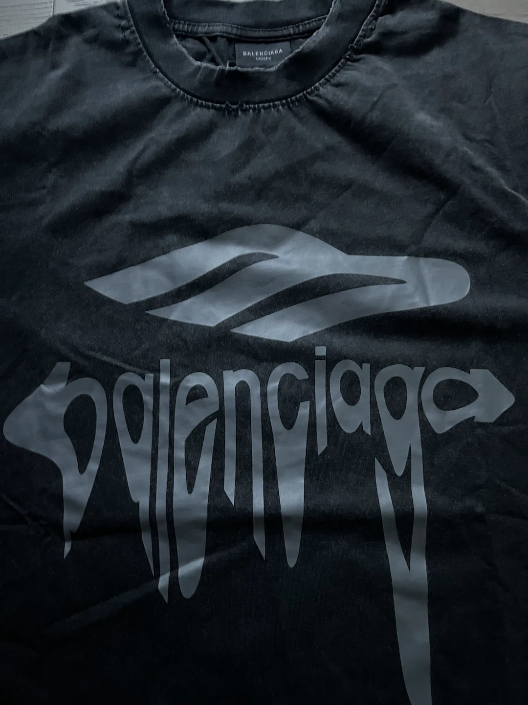 Balenciaga Unisex Black T-Shirt - photo 5