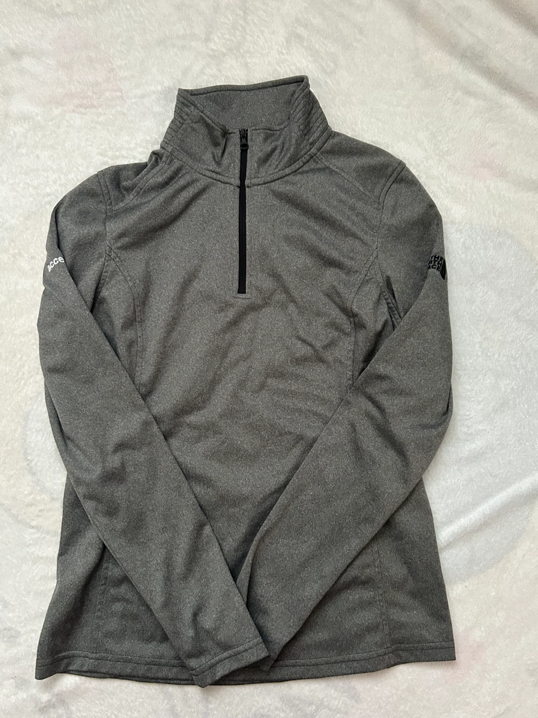 ⭐️ GREY TRACK QUARTER ZIP ⭐️