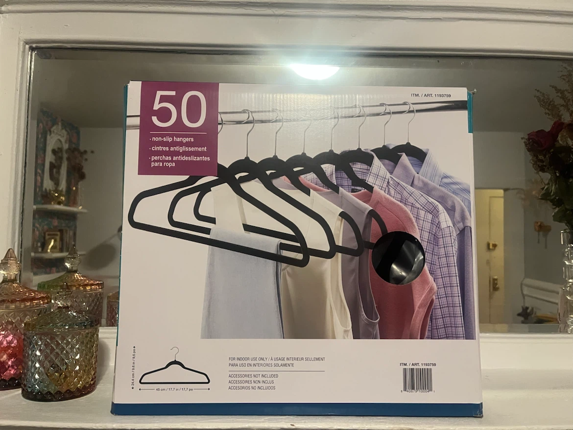 50 Non-Slip Hangers