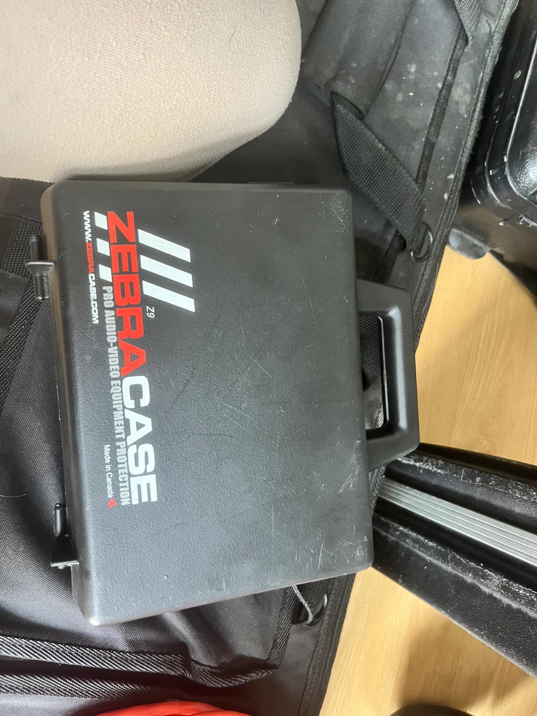 Neumann Microphone with Shock Mount and Case - photo 2