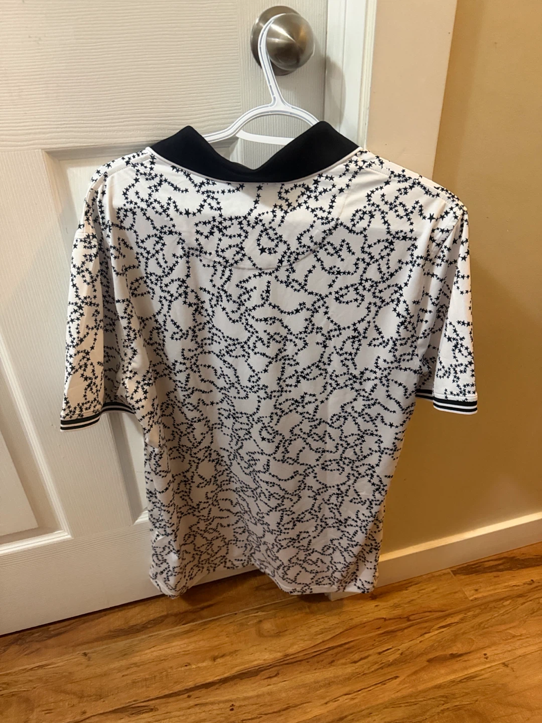G/FORE Men's Polo Shirt - White/Black Star Print - Size M - photo 3