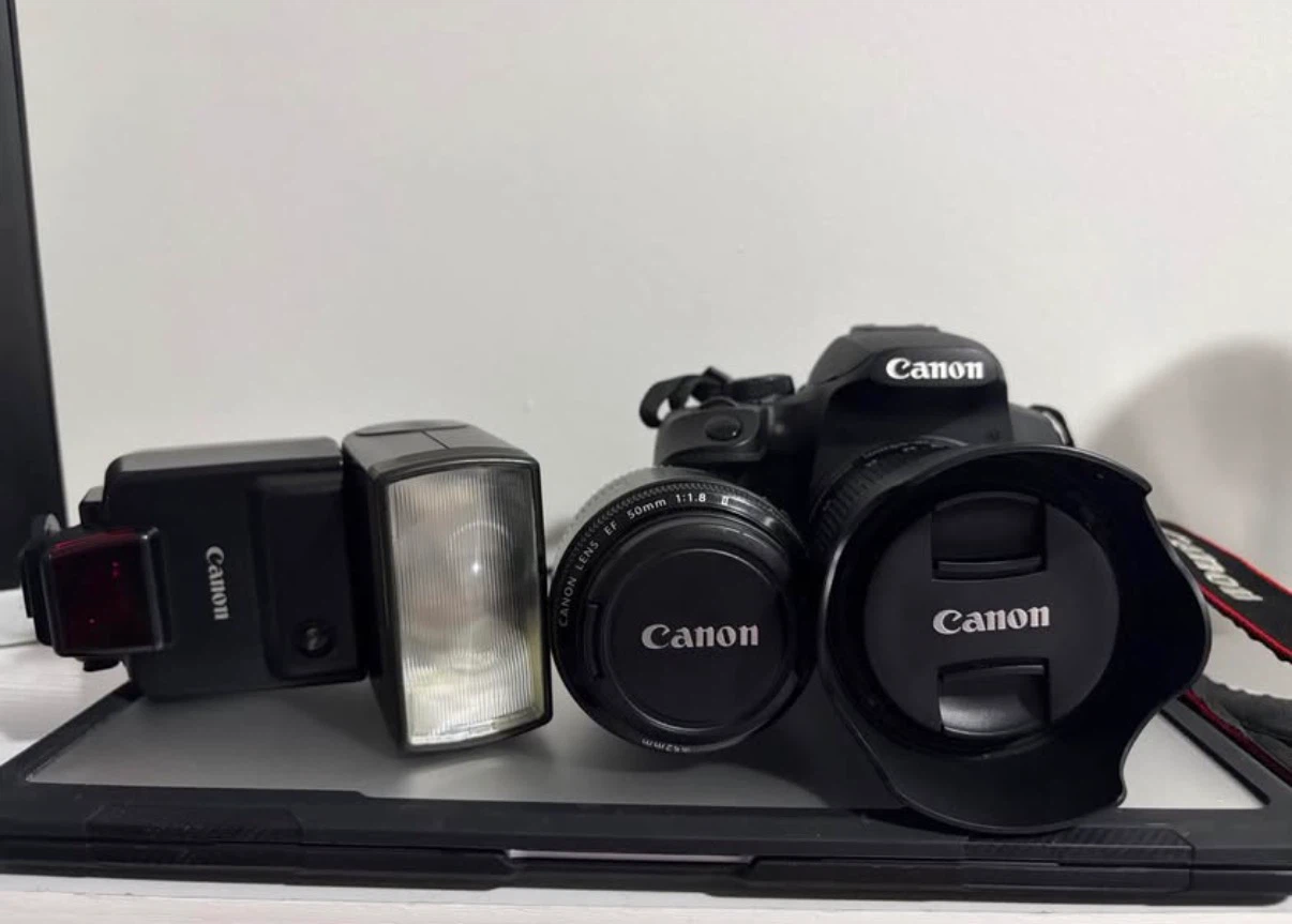 Canon Rebel T8i Bundle