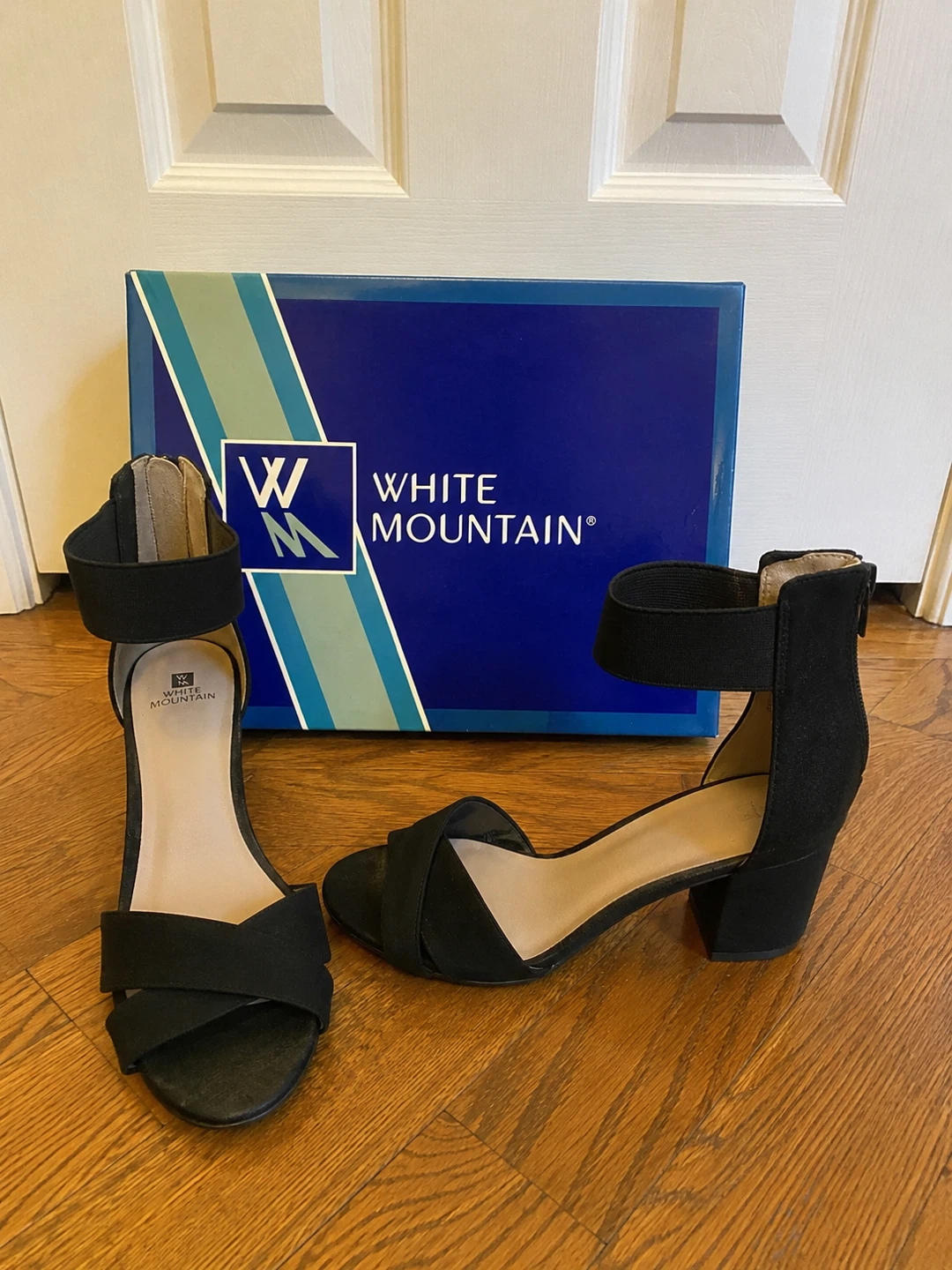 White Mountain Black Wedge Sandals