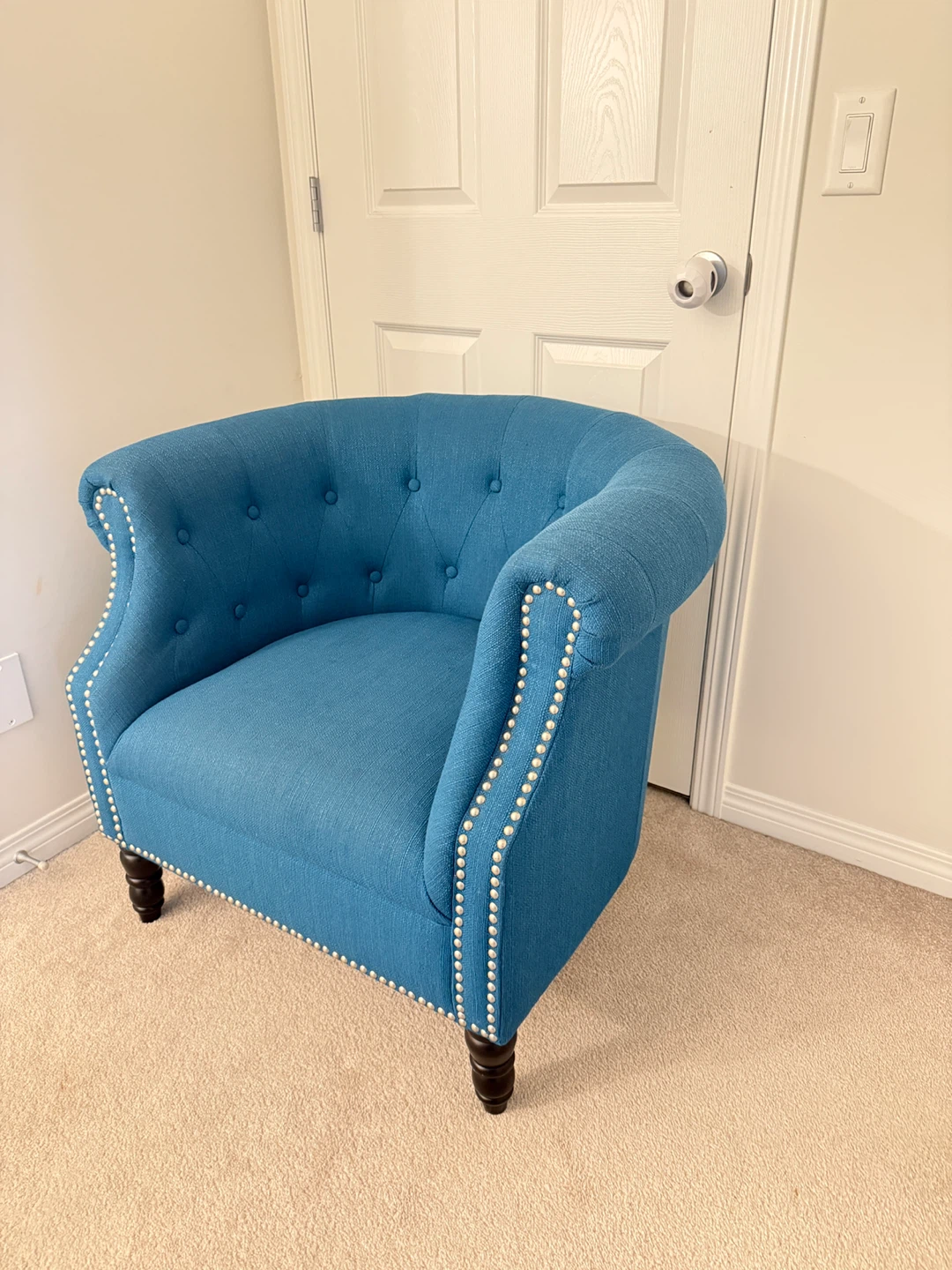 Beautiful Blue Tufted Accent Chair