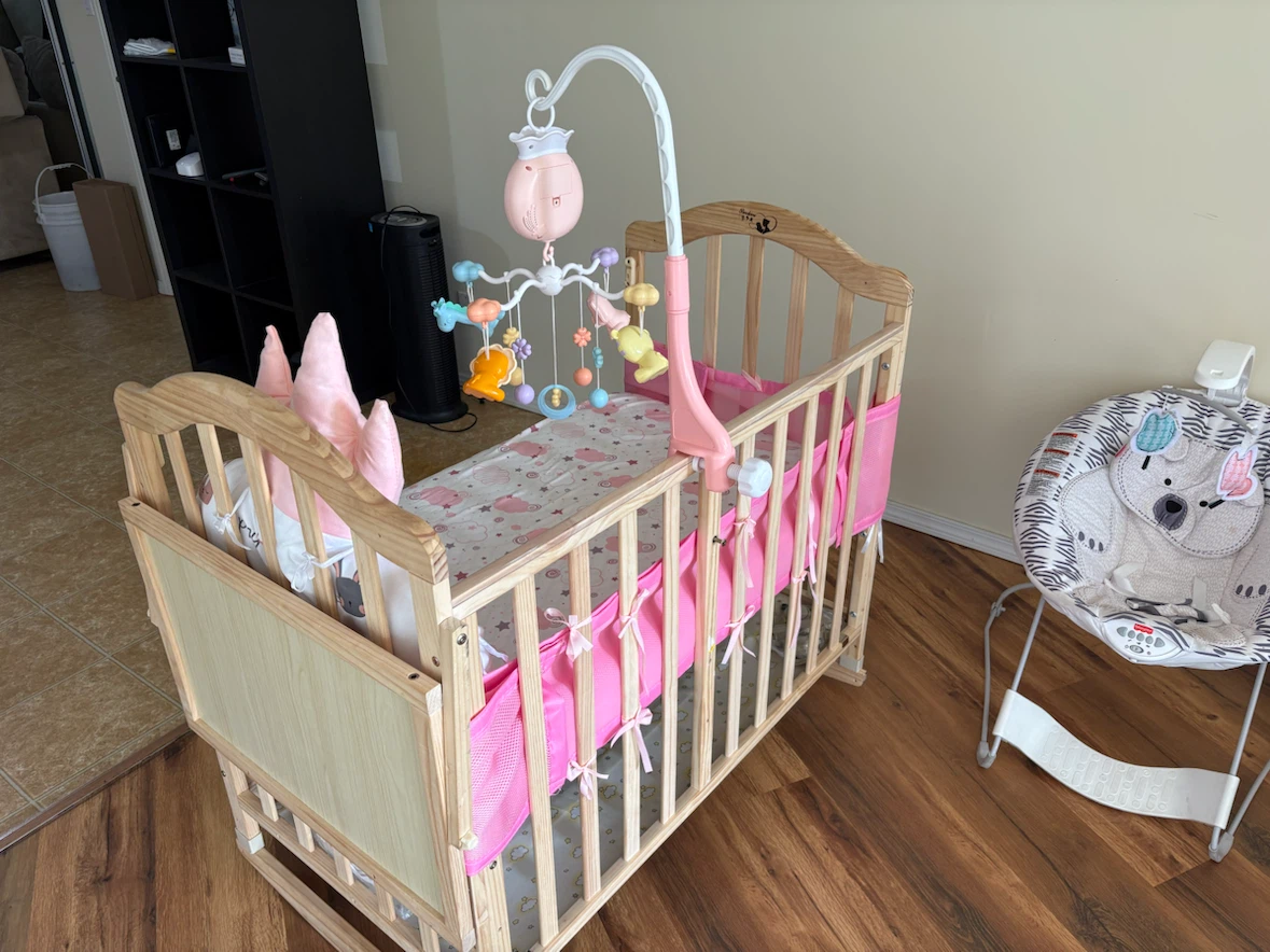 Mini Crib - baby girl - photo 2