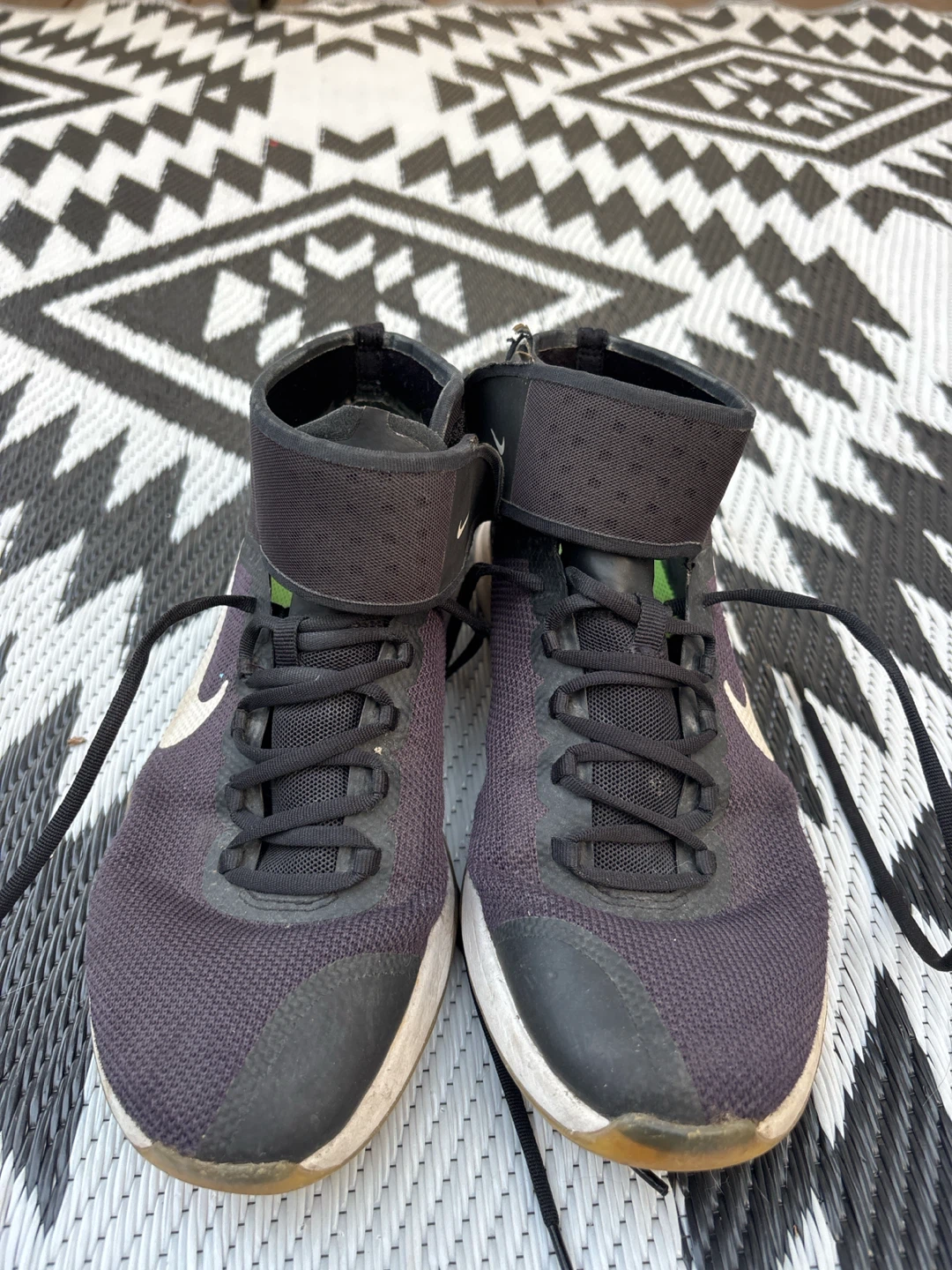 Nike Training Shoes size 9 - photo 4