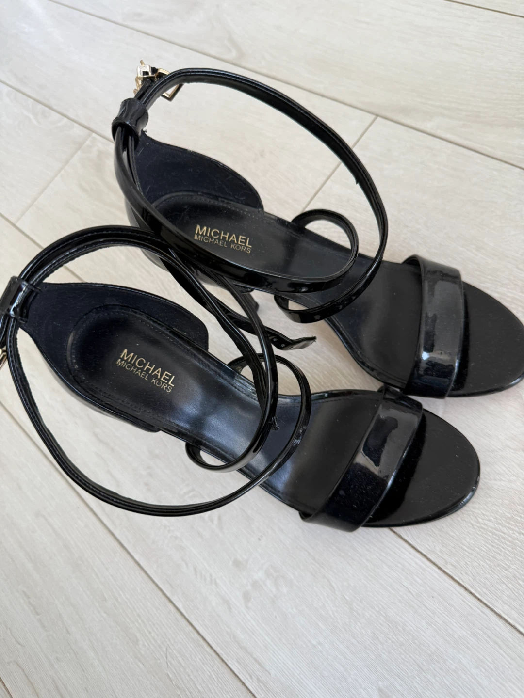 Michael Kors Black high Heels - photo 2