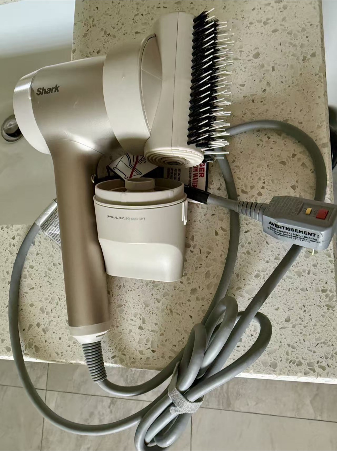 Shark HyperAIR IQ HD112CCO Hair Dryer – Excellent Condition - photo 2