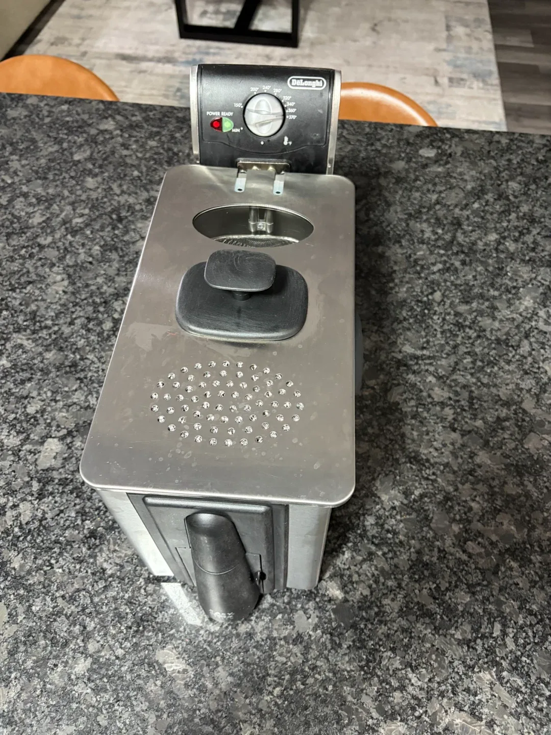 DeLonghi Electric Deep Fryer