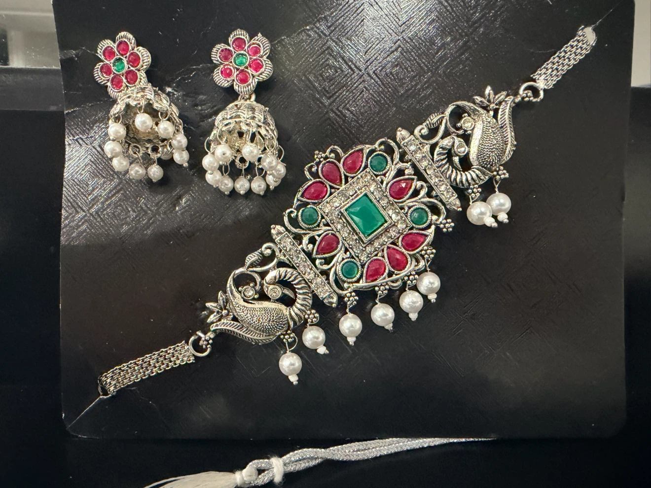 Jewellery set with choker and earrings - photo 3