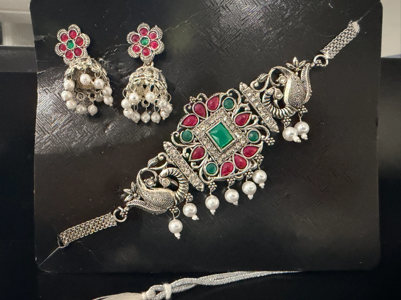 Jewellery set with choker and earrings - photo 4