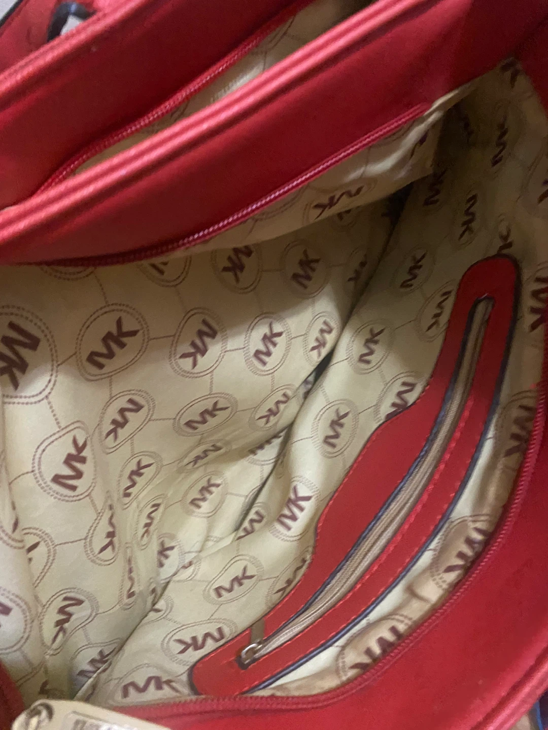 Red purse by MK - photo 4