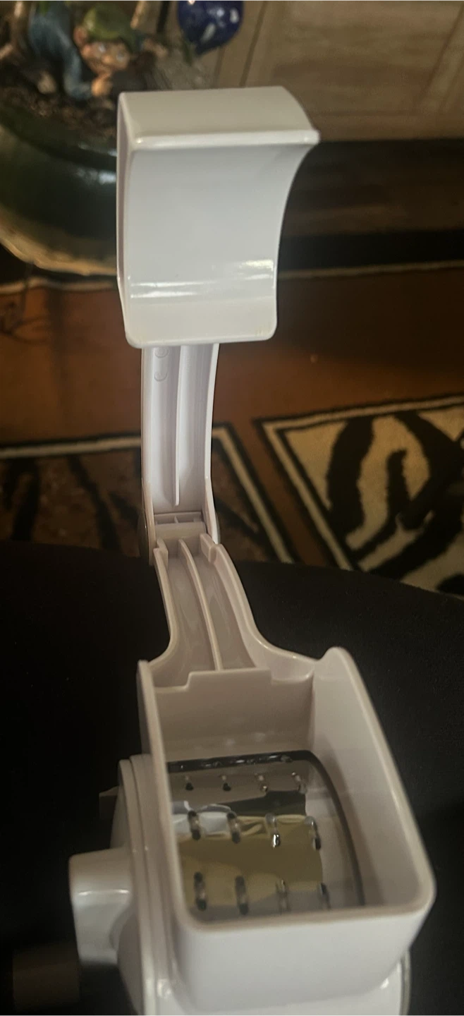 The Pampered Chef Rotary Grater - photo 3