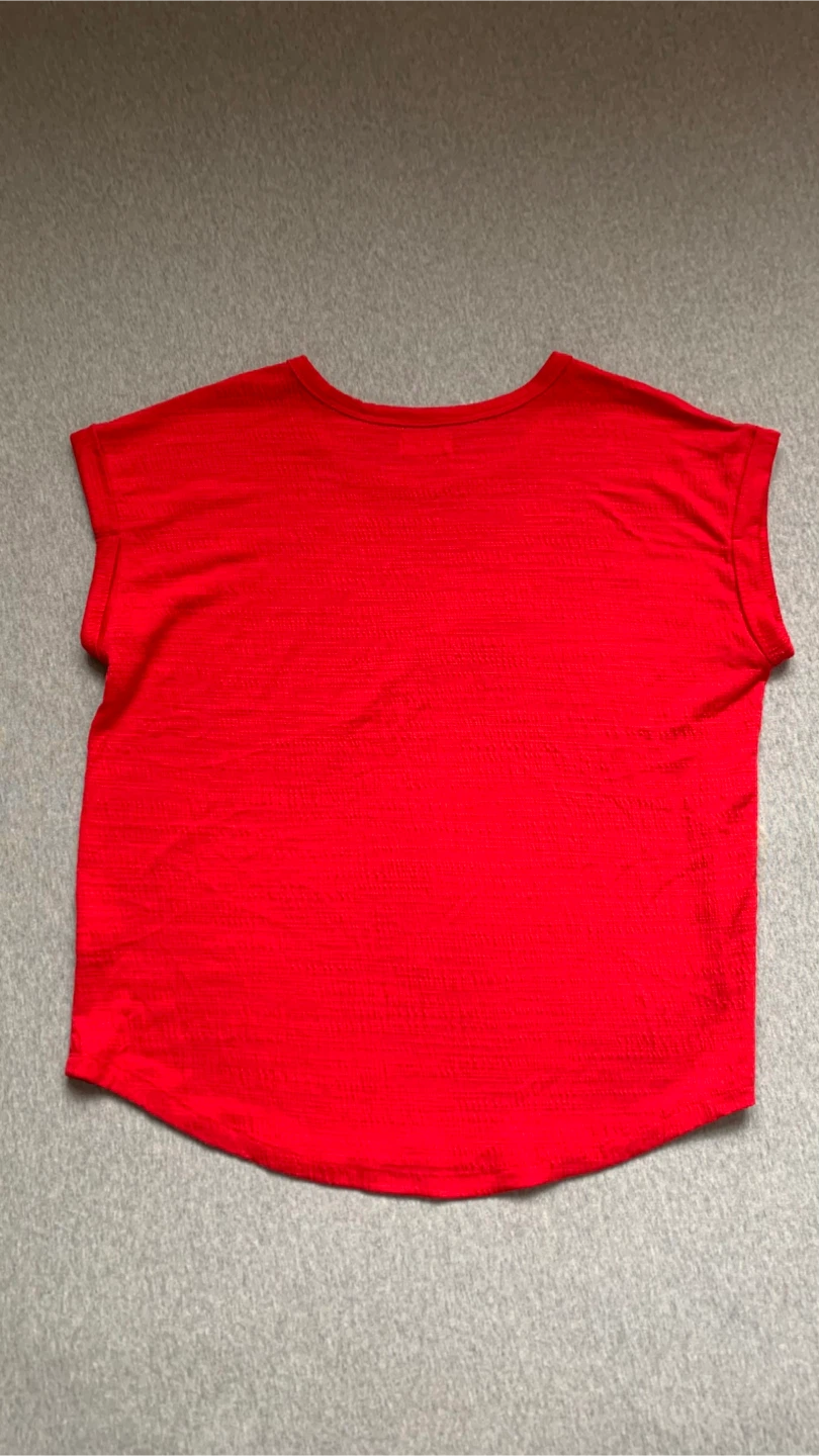 24/7 by Maurices Red Textured Top - Size Medium - photo 2