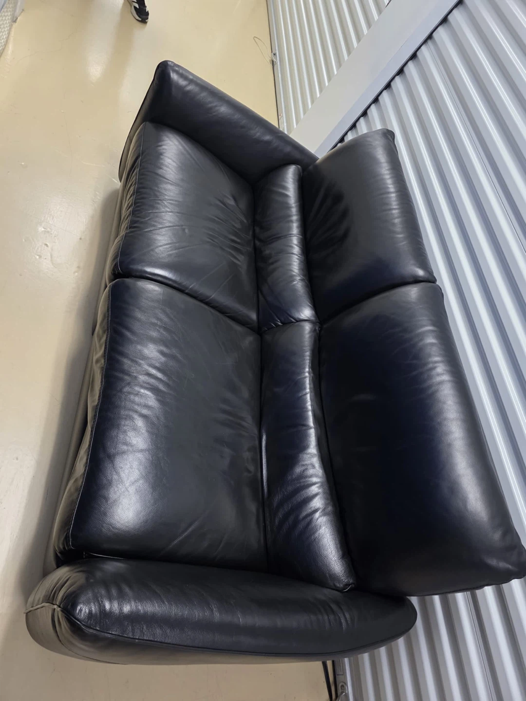 Black Leather Sofa - photo 4