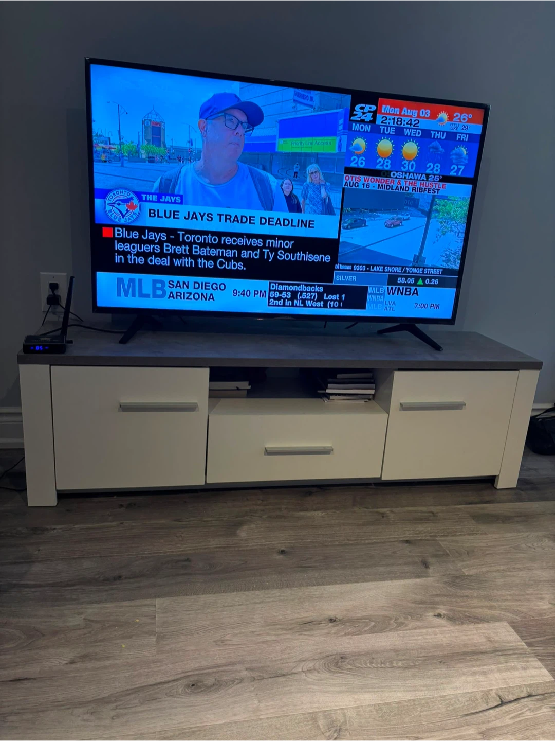 Tv console for sale - photo 2