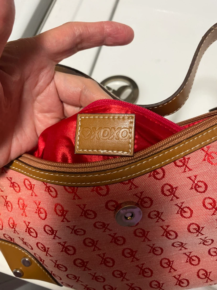 XOXO Shoulder Bag - photo 3