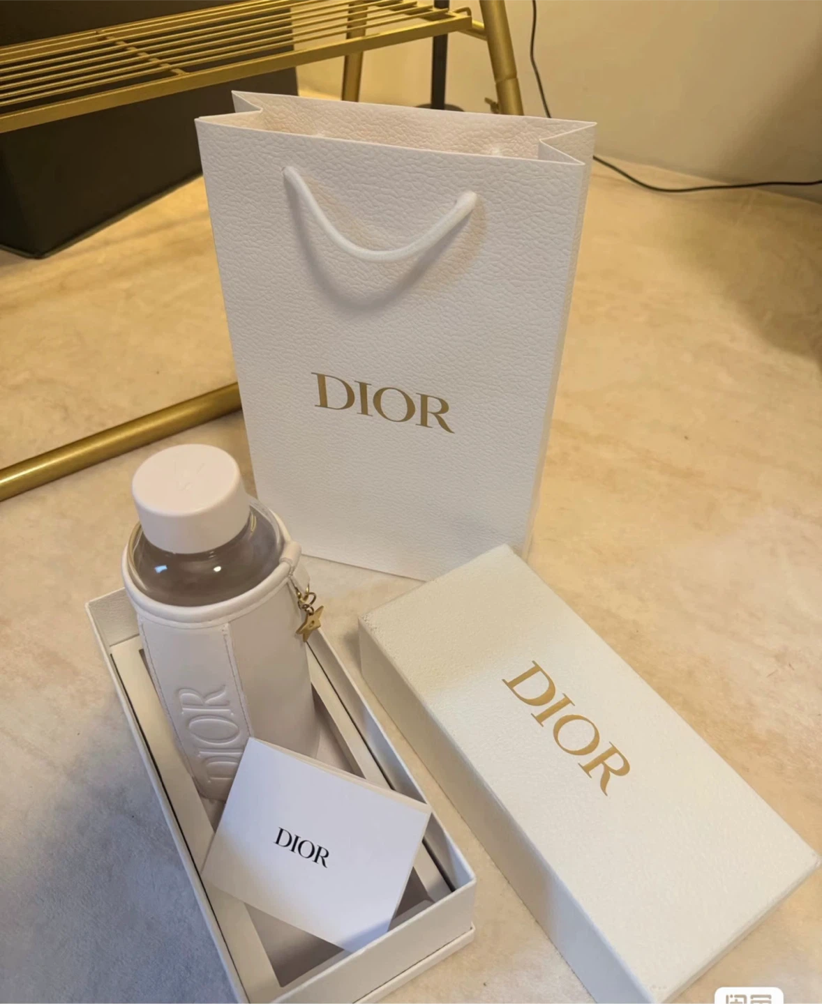 Dior Water Bottle with White Case - photo 2